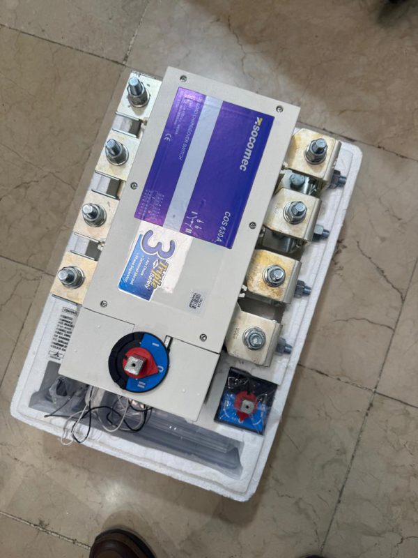 کلید دو طرفه 630 آمپر 4پل سکومک برق شهر-ژنراتور دستی
