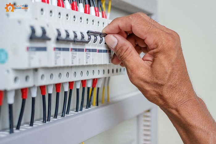 تابلو برق صنعتی چیست و چه اجزایی دارد؟